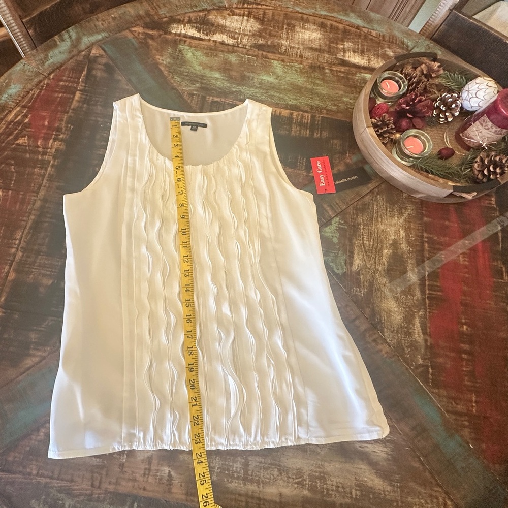 Rafaela Studio Cottagecore Ruffle White Sleeveless Blouse Tank Top Size M NWT - Picture 6 of 8